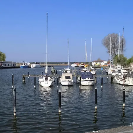 Awesome In Ostseebad With Wifi * Karlshagen